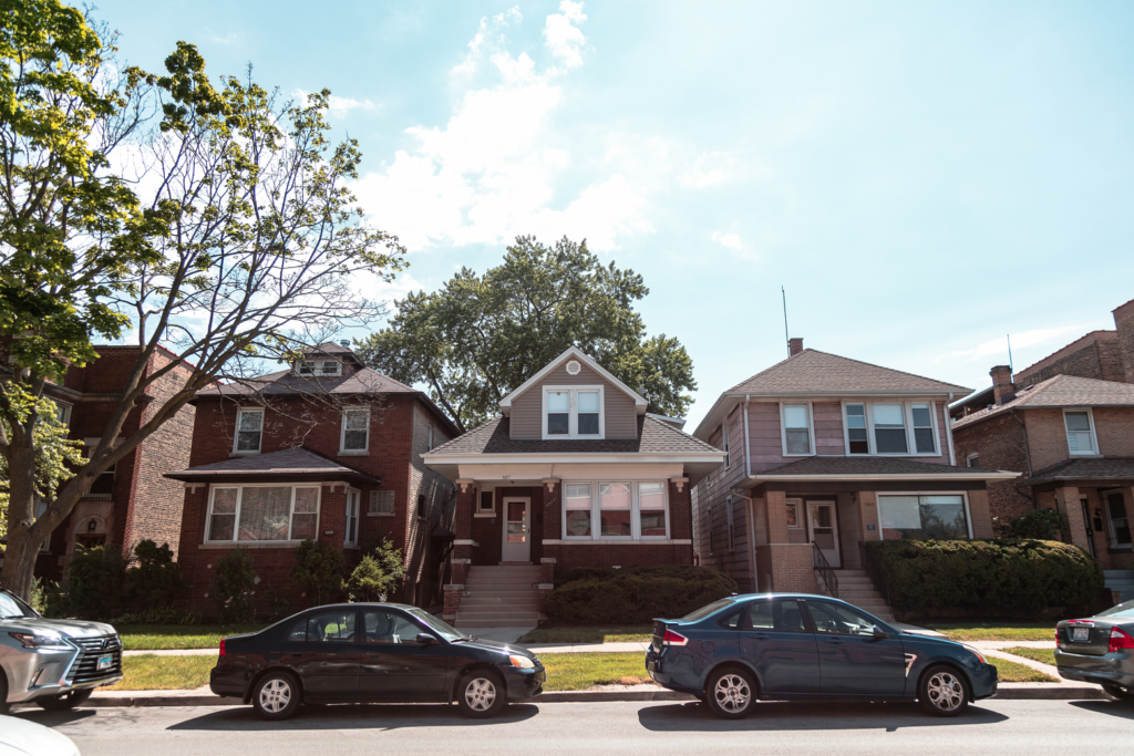 houses on neighborhood street